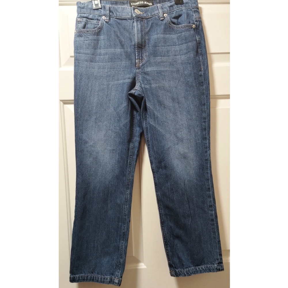 Straight Crop High Rise | Express Jeans - Picture 4 of 11